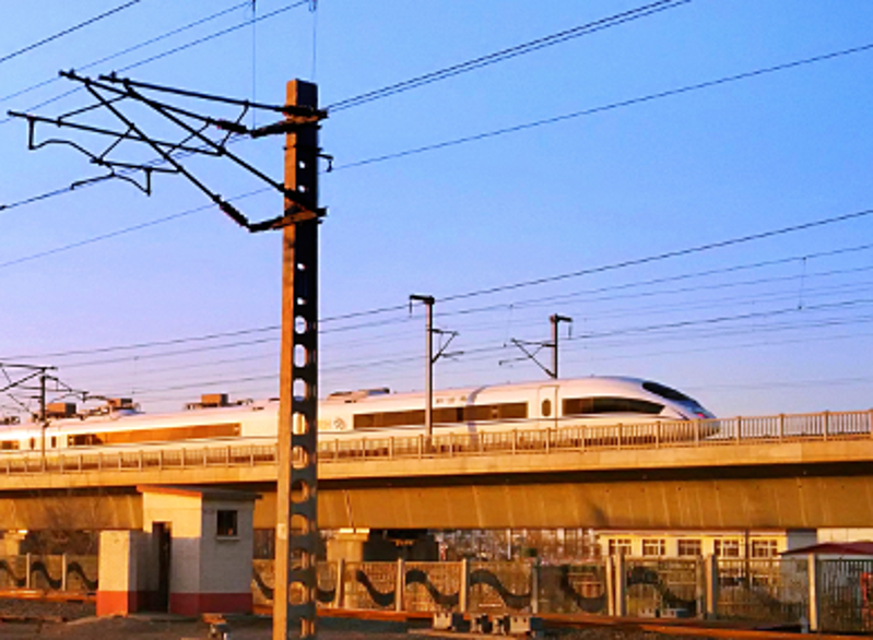 公用事業(yè)、基礎(chǔ)設(shè)施及城鎮(zhèn)化建設(shè)